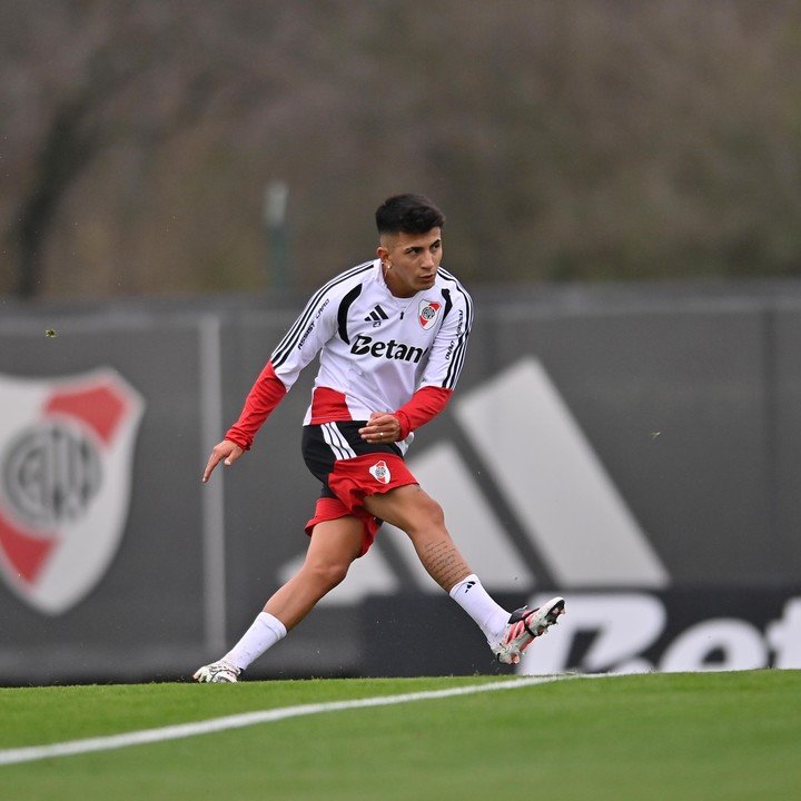 Thiago Almada, River.