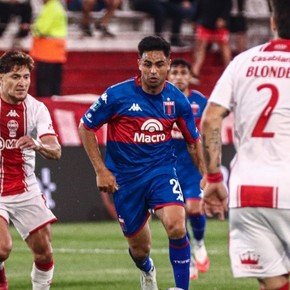 Huracán perdió con Tigre y el Ducó explotó contra Martínez y el plantel