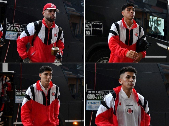 La llegada del plantel de River al Estadio Mario Alberto Kempes.