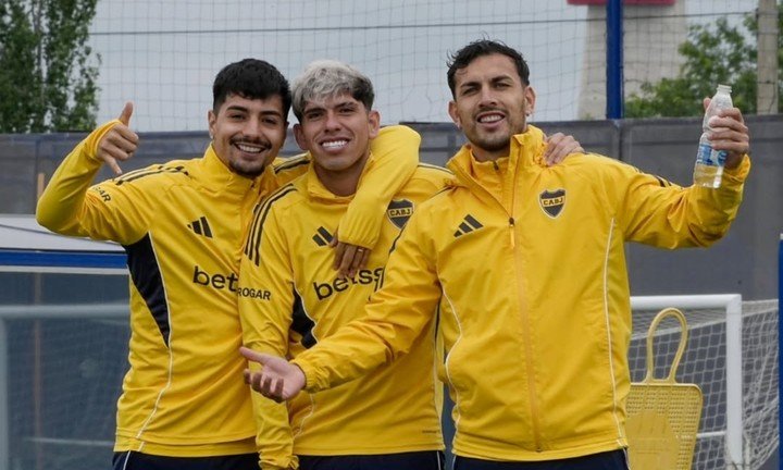 Paredes, con Palacios y Alarcón, dos posibles reemplazantes.