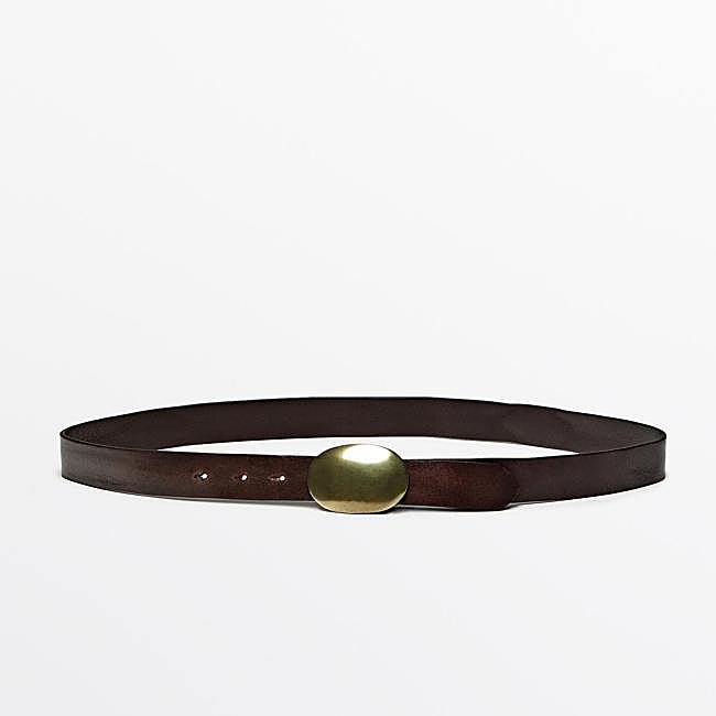 Cinturón burdeos de Massimo Dutti, 49,95 euros.
