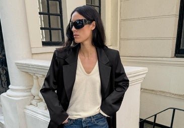 La camiseta básica perfecta existe: la encontrarás en Zara por menos de 10 euros