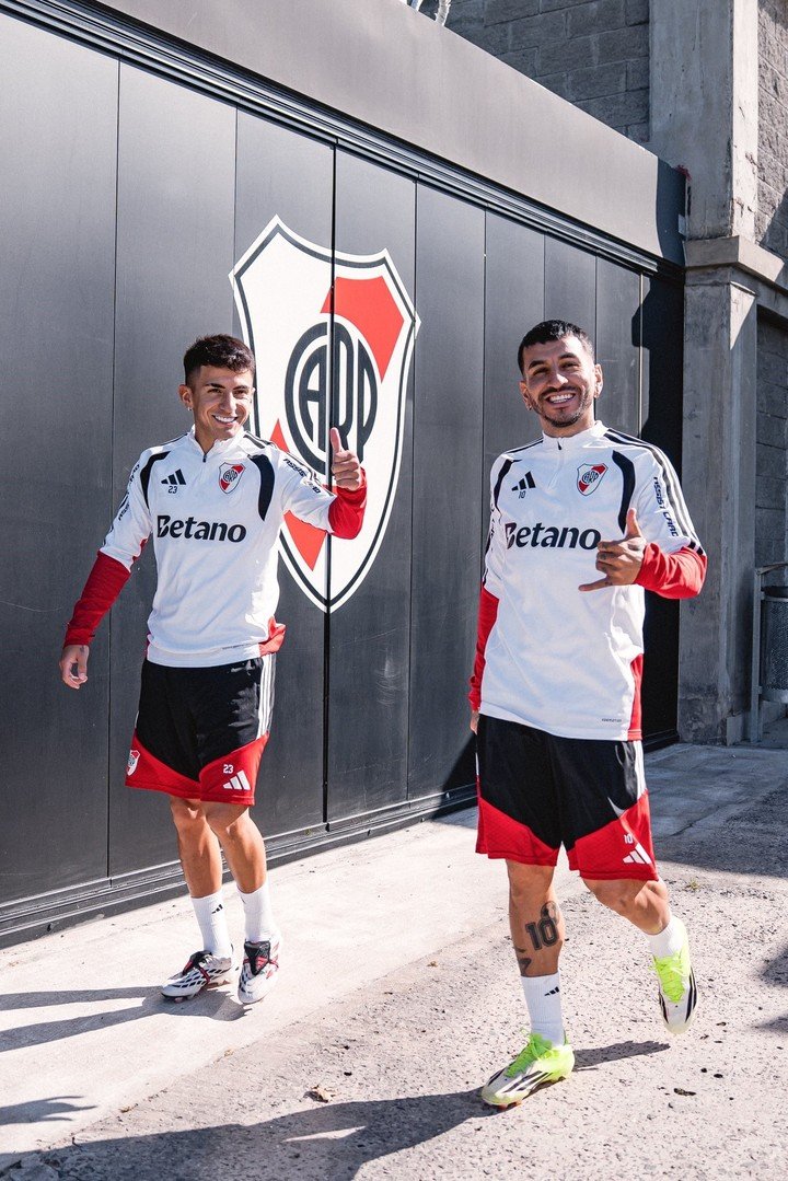 Almada y Correa, una dupla creativa y picante que volvería a compartir el 11 en Junín (Prensa River).