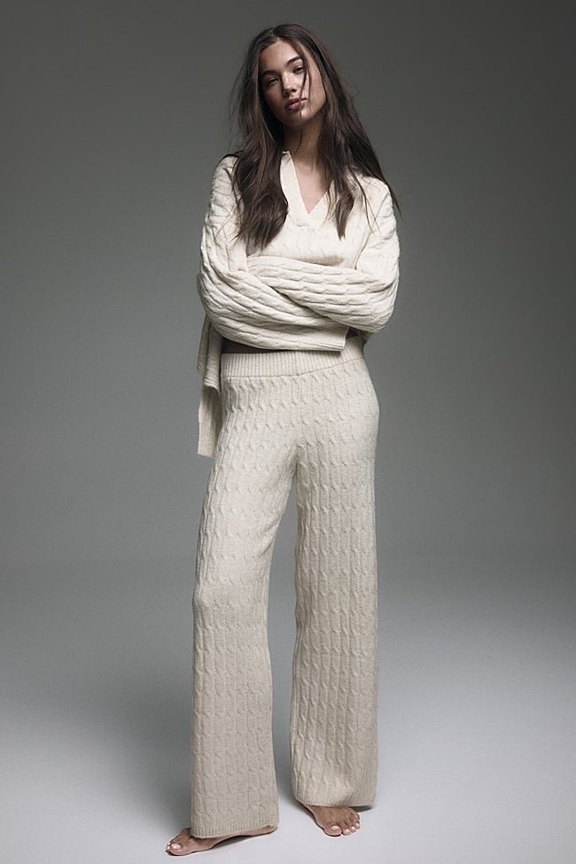 Pantalón beige de H&M (34,99 euros)