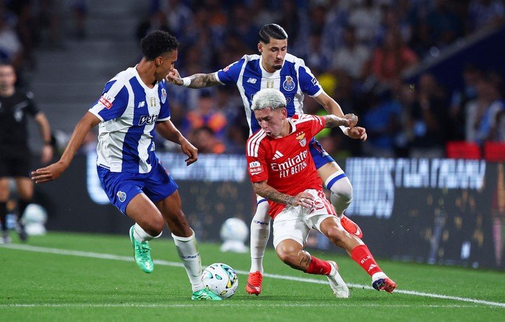 Gianluca en el clásico ante Porto (REUTERS)