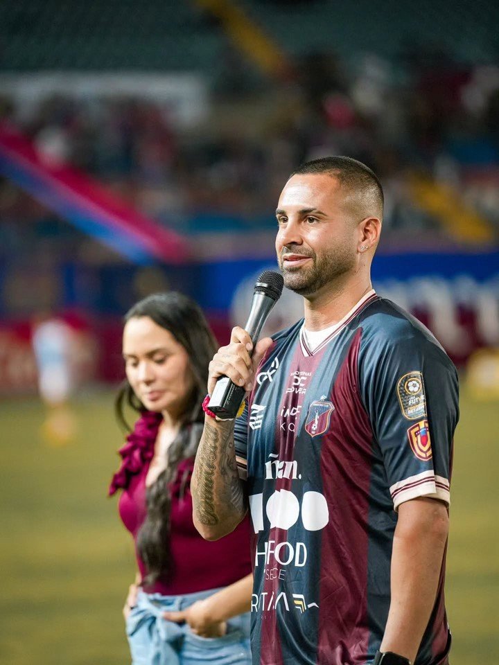 Lucas Trejo en el homenaje que le realizó Monagas.