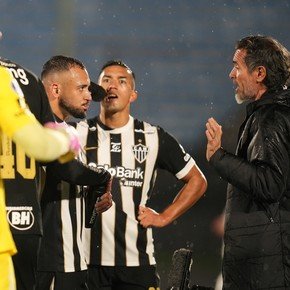 Atlético Mineiro perdió, hubo suspenso y será rival de Boca en la final