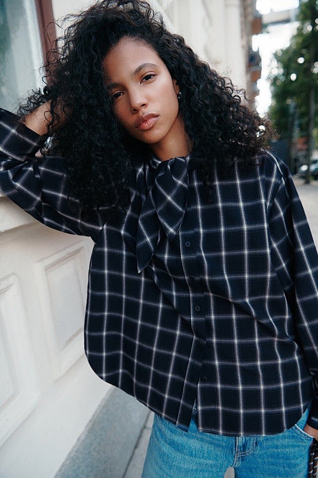 Camisa con estampado de cuadros de H&M (24,99 euros)