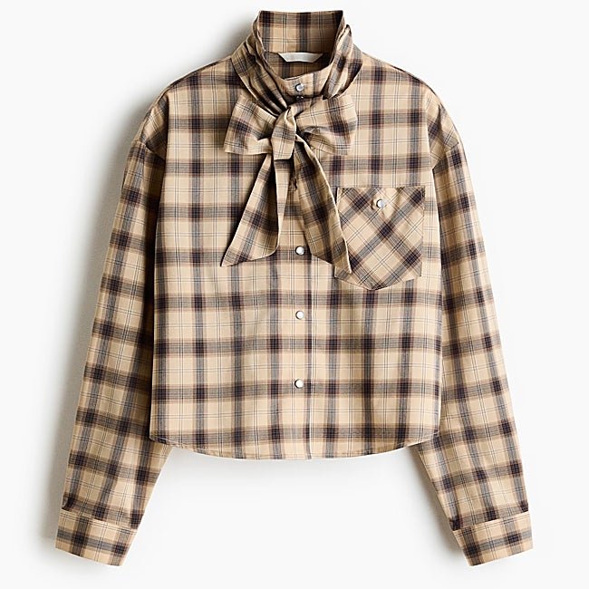 Camisa con estampado de cuadros de H&M (37,99 euros)