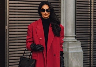 Elevan cualquier look y no pasan de moda: un abrigo de este color será tu mejor compra de la temporada