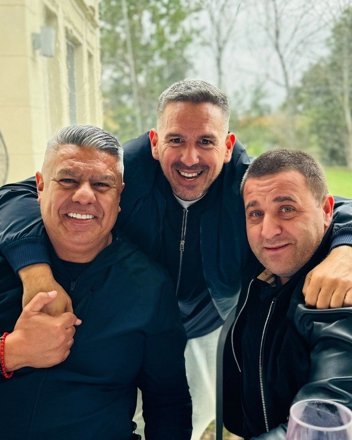 Maxi Levy junto a Tapia y Toviggino.