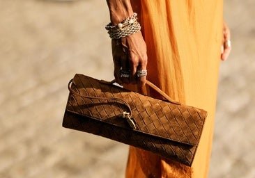 Estaba convencida de que este bolso de mi amiga era de diseñador: seis modelos más asequibles que se parecen