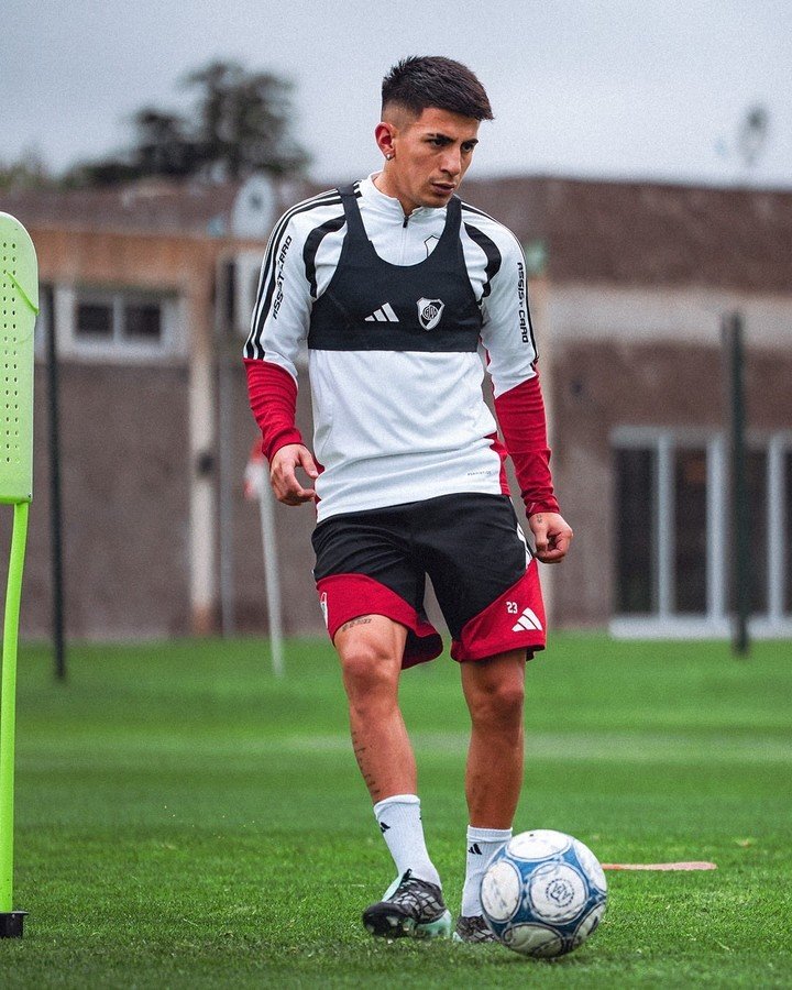 Thiago Almada
Prensa River