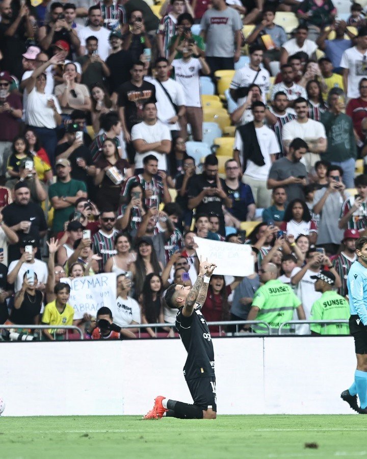 Coutinho festejando su gol (Foto: Prensa Santos).