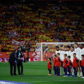 España, sancionada por la FIFA por cánticos islamofóbicos de su hinchada