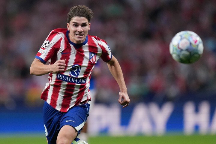 Julián Álvarez en el Atlético de Madrid (AP).