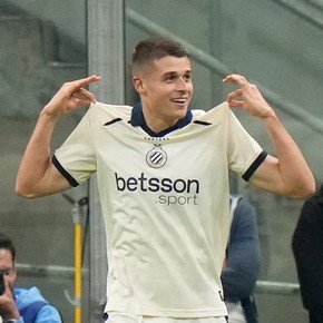 El jugador con raíces argentinas que le metió tres goles al Inter de Lautaro Martínez