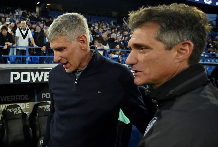 Martín Palermo y Guillermo Barros Schelotto antes del partido (Fotobaires).